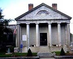 halltiny.JPG (47036 bytes)